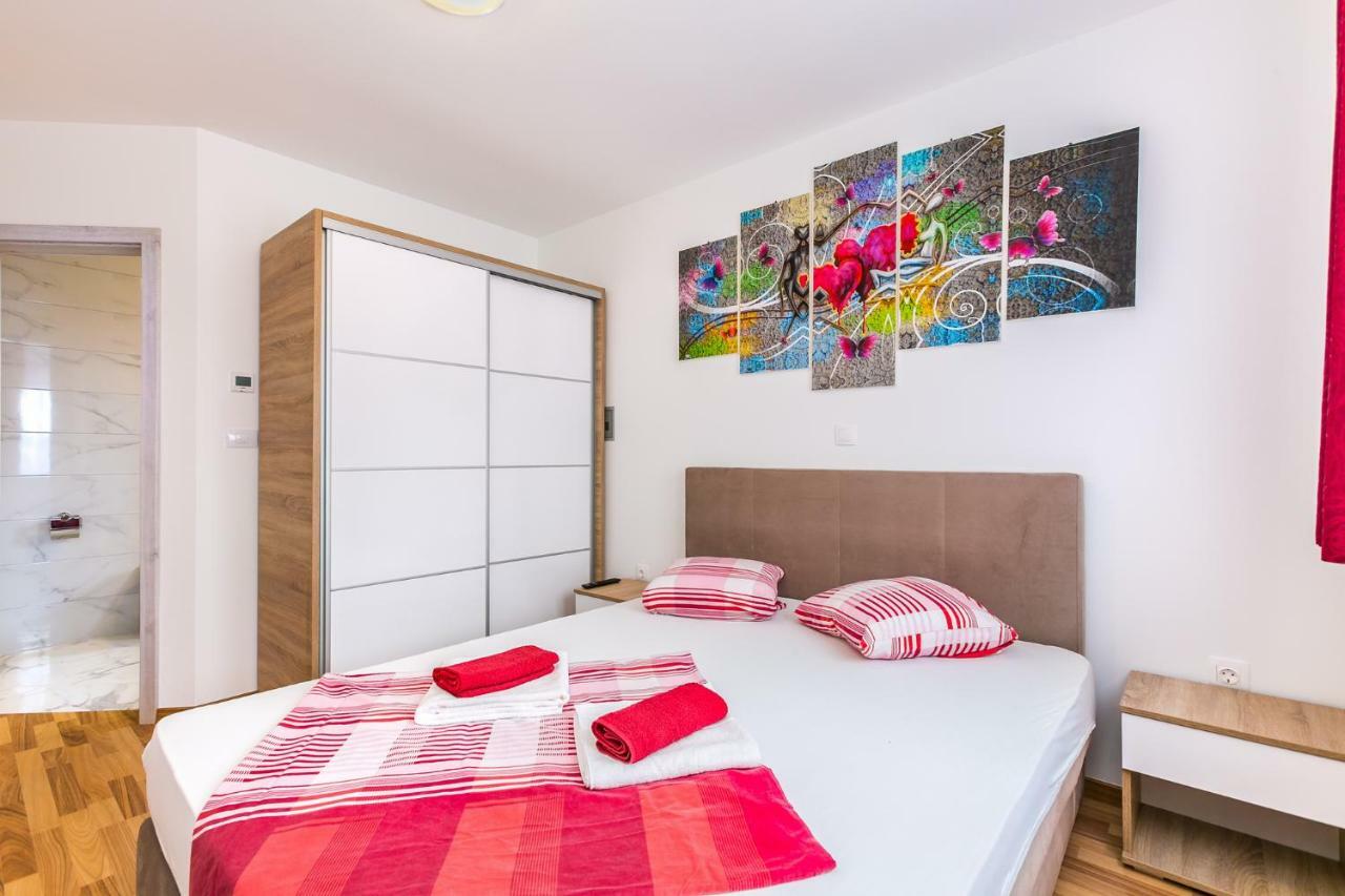 Dragan K3 Hotel Medulin Kültér fotó