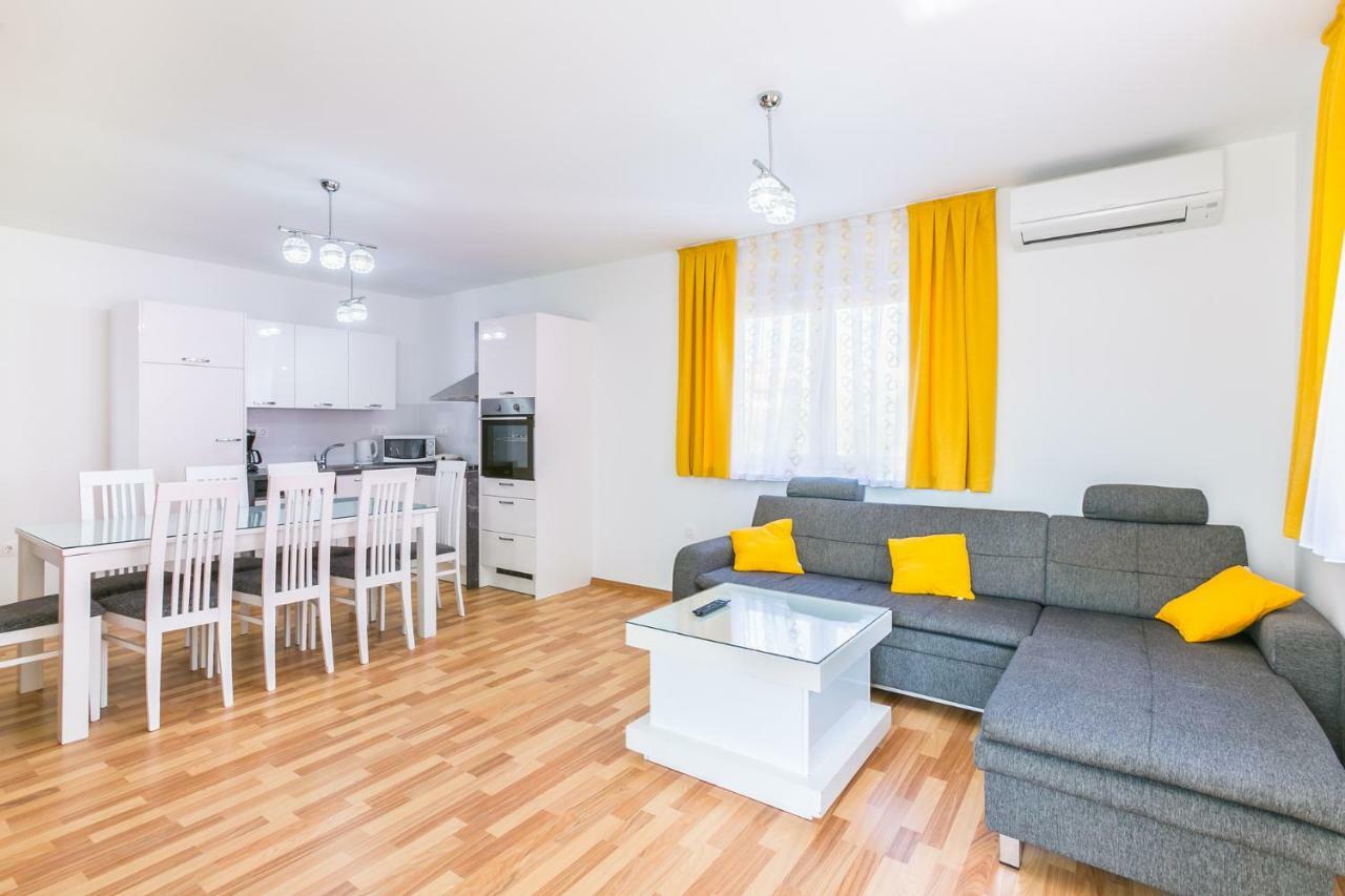 Dragan K3 Hotel Medulin Kültér fotó