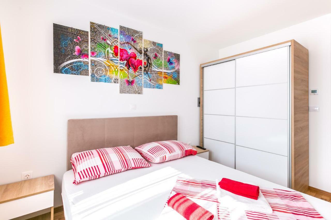 Dragan K3 Hotel Medulin Kültér fotó